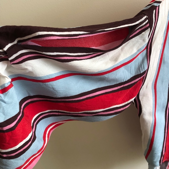 Zara slit sleeve, tie-back striped top - Picture 3 of 5